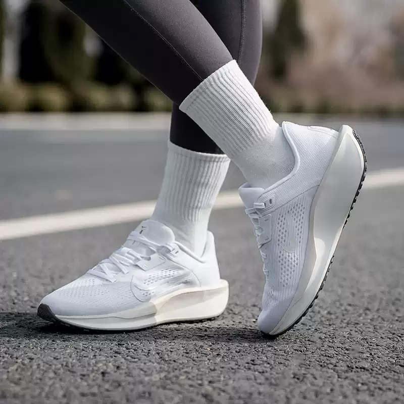 NIKE Damen QEST 6 Mesh-Schuhe  – Women'S Shoes Nike Jordan Bewertung und Preis