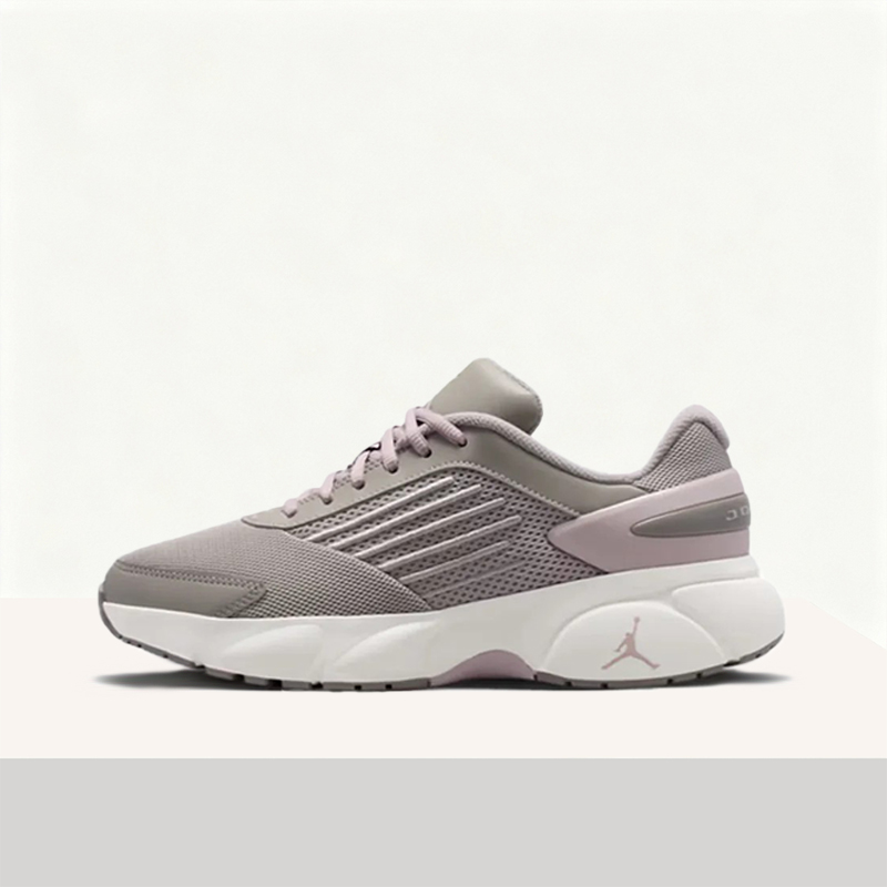 Nike Jordan TRUNNER FLOW: Bequ – Women'S Shoes Nike Jordan Bewertung und Preis